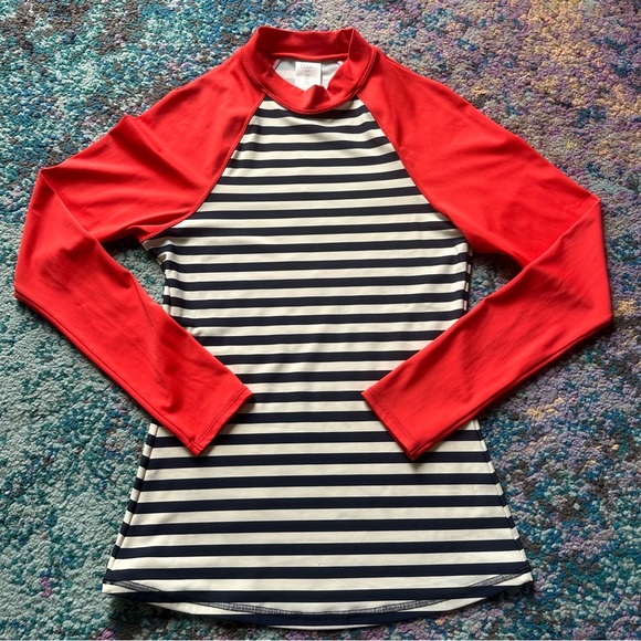 🏖️Boden Rash Guard🏖️ - Picture 2 of 9